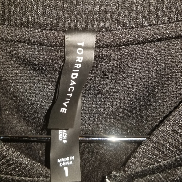 SIZE 14 BLACK & WHITE STRIPE ACTIVE TRACK JACKET - Picture 4 of 4